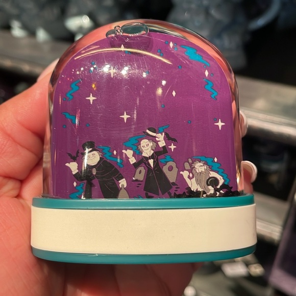 Disney Parks Haunted Mansion Madame Leota Snow Globe - Picture 2 of 2